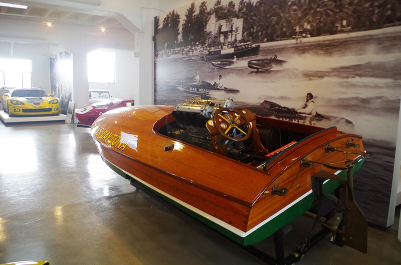 Illustration for article titled This Is Hands Down The Coolest Garage In Beverly Hills